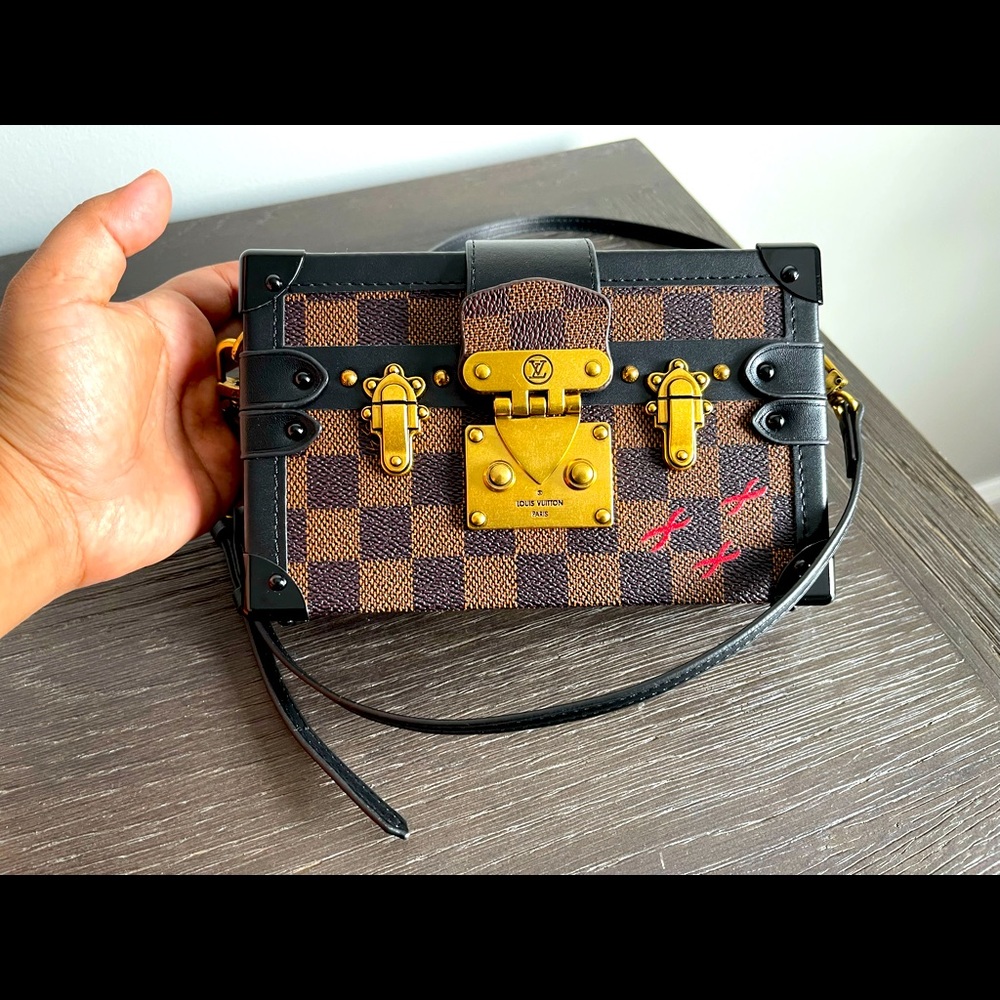 LV look alike Malle
